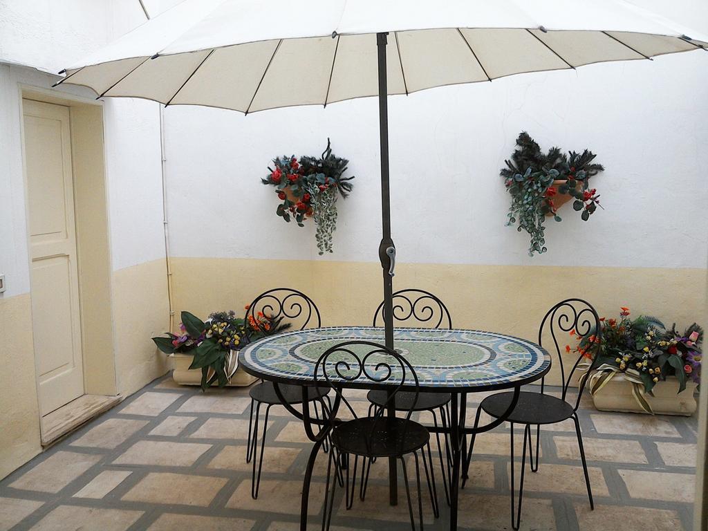 B&B Palazzo Antonelli Monopoli Oda fotoğraf